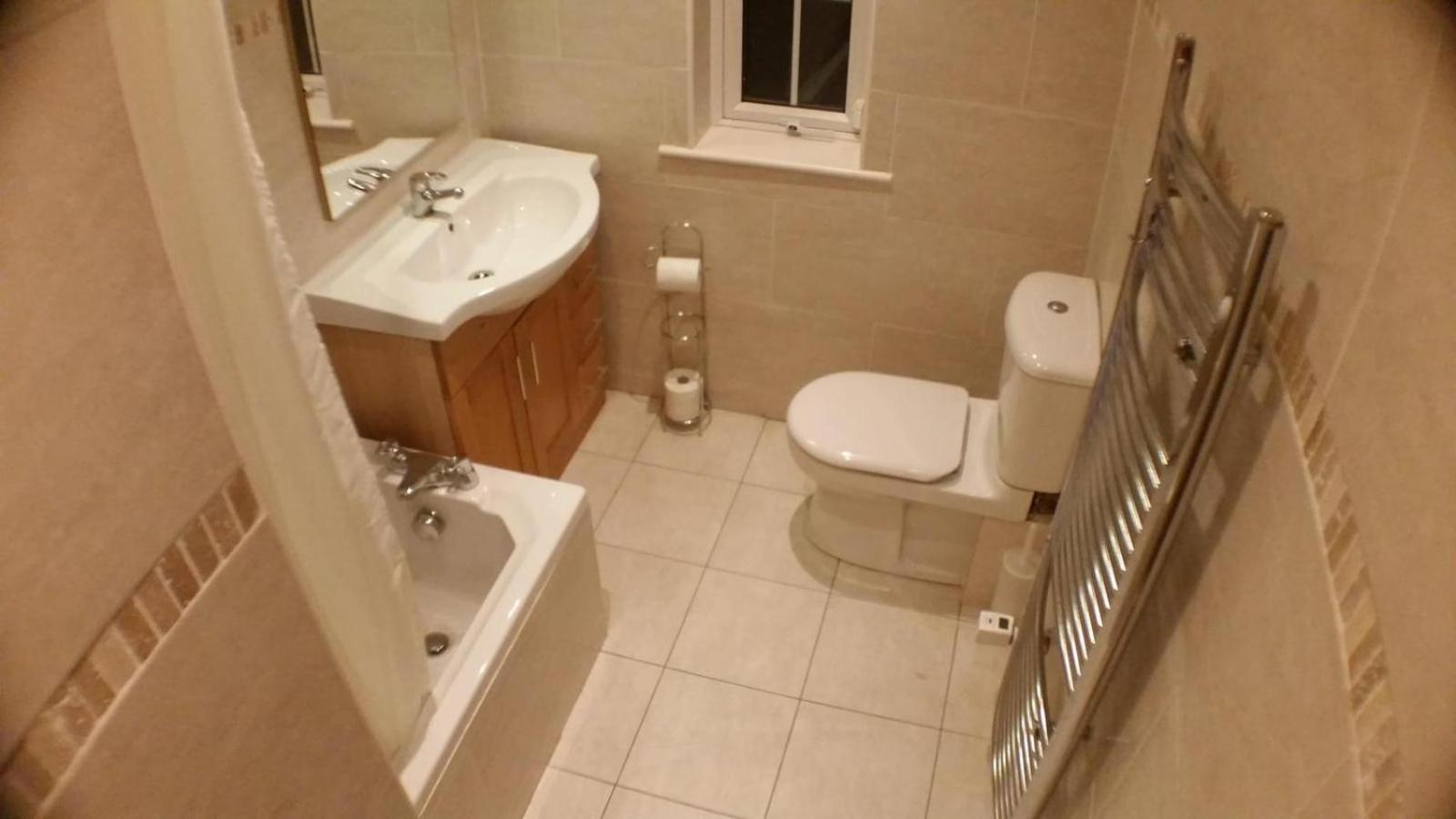 Dorm Room 5-6 People Shared Bathroom Outside Room ダブリン エクステリア 写真